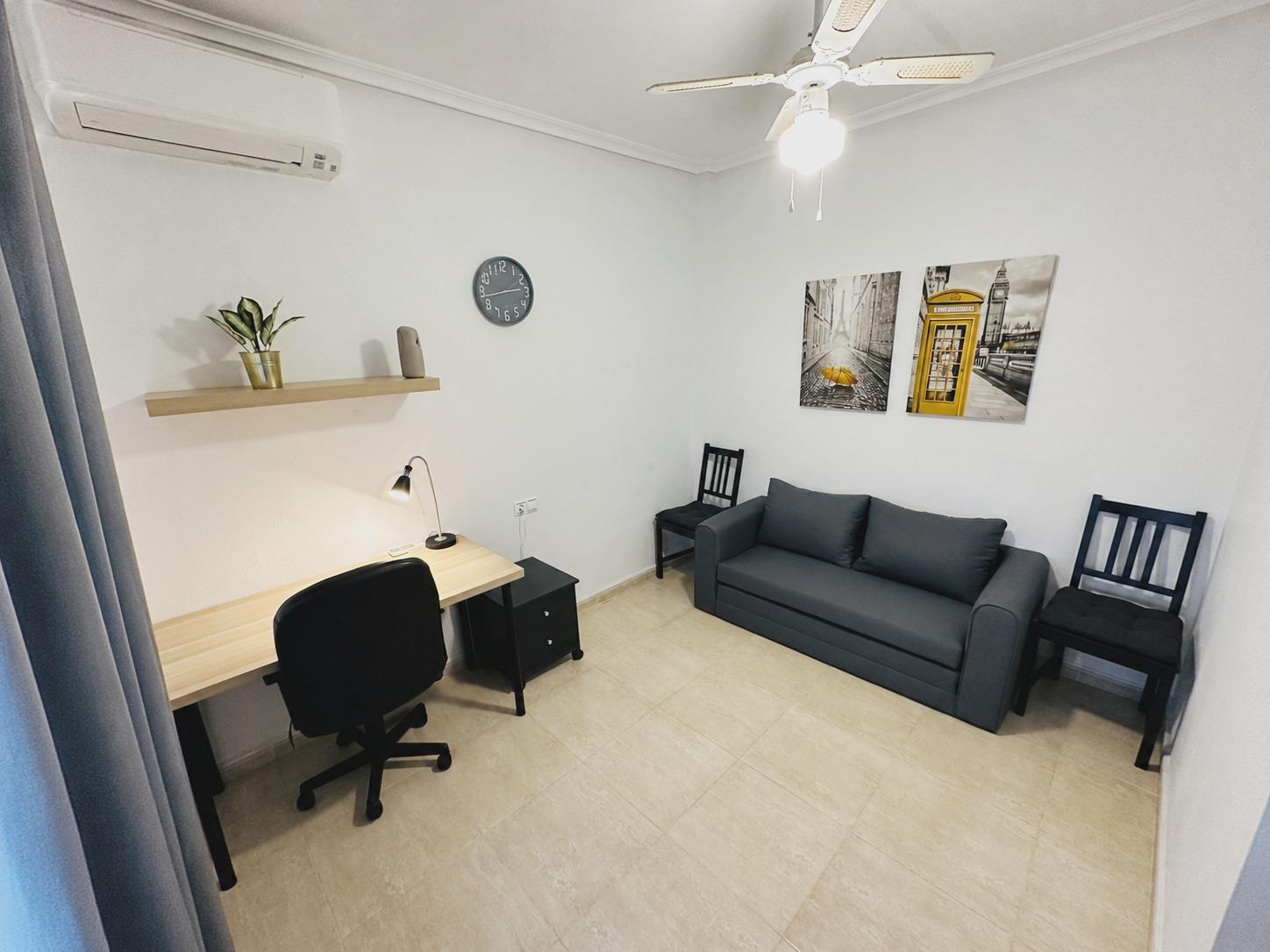 Bungalow in Los Altos, Alicante, Spain 2 bedrooms, 80 sq.m. No. 193196
