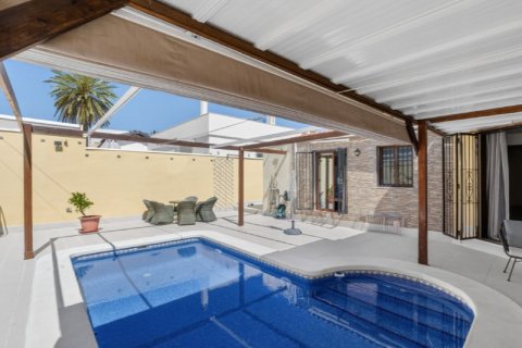 Villa for sale in Torrevieja, Alicante, Spain 3 bedrooms, 109 sq.m. No. 189334 - photo 6