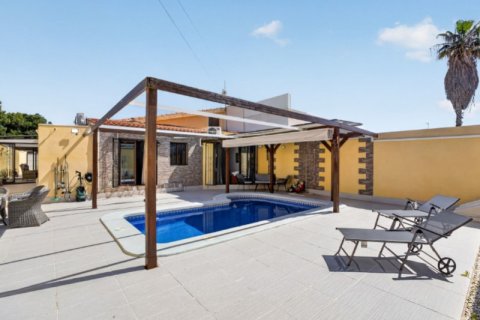 Villa for sale in Torrevieja, Alicante, Spain 3 bedrooms, 109 sq.m. No. 189334 - photo 5