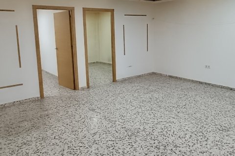 Lokal usługowy w Elche, Alicante, Hiszpania 113 mkw. nr 173416 – zdjęcie 12