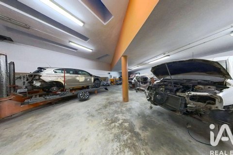 Lokal usługowy w Torredembarra, Tarragona, Hiszpania 6 sypialni, 420 mkw. nr 173421 – zdjęcie 17