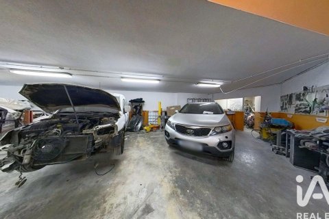 Lokal usługowy w Torredembarra, Tarragona, Hiszpania 6 sypialni, 420 mkw. nr 173421 – zdjęcie 16