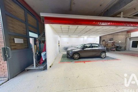 Lokal usługowy w Torredembarra, Tarragona, Hiszpania 6 sypialni, 420 mkw. nr 173421 – zdjęcie 3