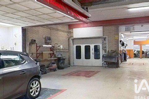 Lokal usługowy w Torredembarra, Tarragona, Hiszpania 6 sypialni, 420 mkw. nr 173421 – zdjęcie 5