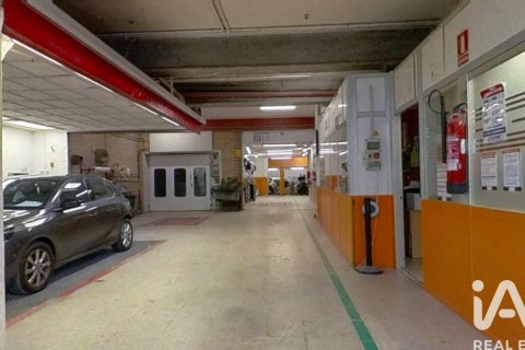 Lokal usługowy w Torredembarra, Tarragona, Hiszpania 6 sypialni, 420 mkw. nr 173421 – zdjęcie 2
