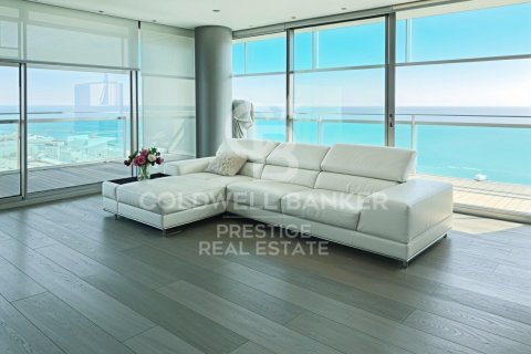 Lägenhet till salu i Barcelona, Spanien 3 sovrum, 149 kvm. Nr. 159209 - foto 4