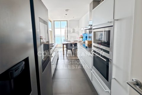 Lägenhet till salu i Barcelona, Spanien 3 sovrum, 149 kvm. Nr. 159209 - foto 8