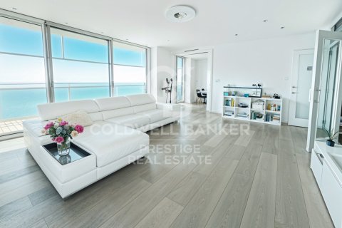 Lägenhet till salu i Barcelona, Spanien 3 sovrum, 149 kvm. Nr. 159209 - foto 3