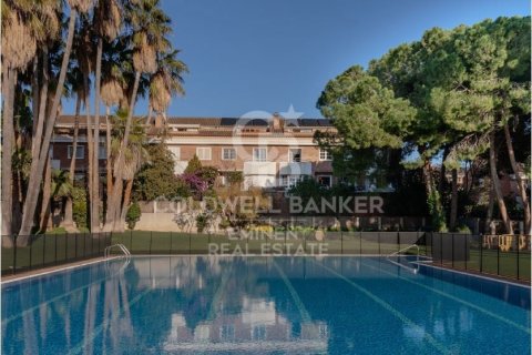 Māja pārdošanā Esplugues de Llobregat, Barcelona, Spānijā 5 istabas, 313 m2 Nr. 159208 - attēls 1