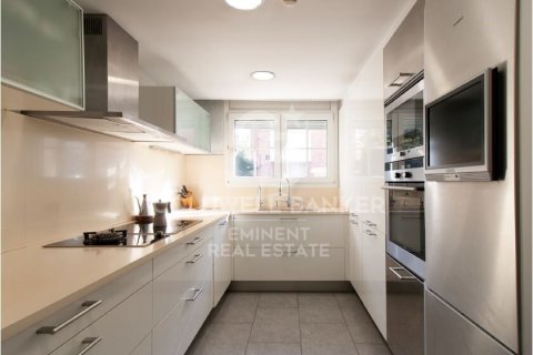 Māja pārdošanā Esplugues de Llobregat, Barcelona, Spānijā 5 istabas, 313 m2 Nr. 159208 - attēls 10