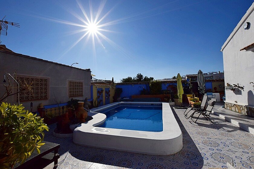 Villa à La Florida, Alicante, Espagne 4 chambres, 145 m2 No. 103598