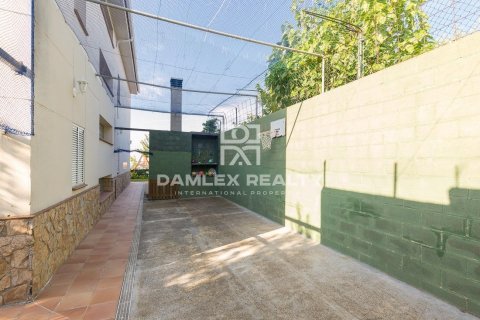Willa w Lloret de Mar, Girona, Hiszpania 5 sypialni, 458 mkw. nr 176896 – zdjęcie 30