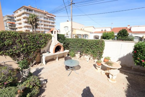 Сasa en venta en Torrevieja, Alicante, España 4 dormitorios, 230 m2 No. 140234 - foto 17