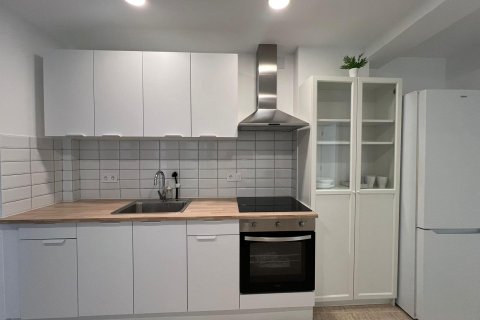 Apartament w Alicante, Hiszpania 4 sypialnie, 126 mkw. nr 140233 – zdjęcie 1