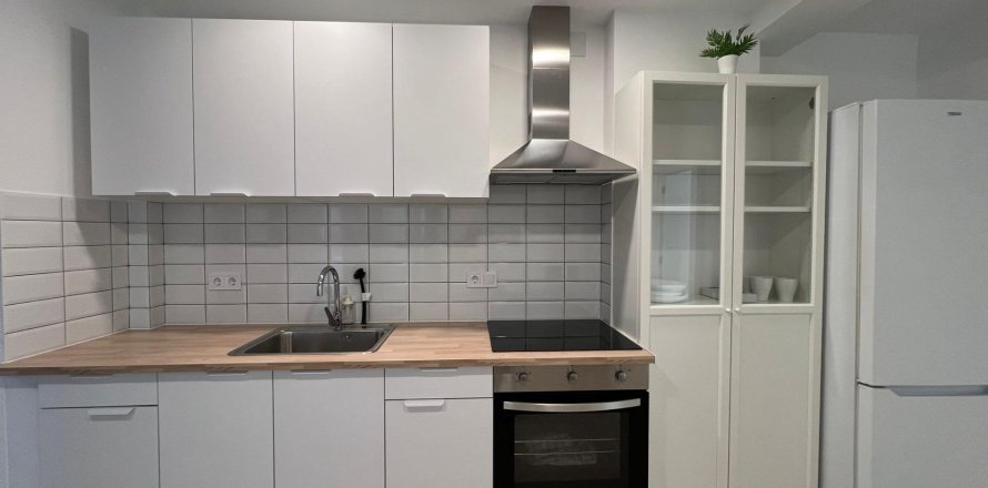 Apartament w Alicante, Hiszpania 4 sypialnie, 126 mkw. nr 140233