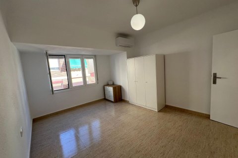 Apartament w Alicante, Hiszpania 4 sypialnie, 126 mkw. nr 140233 – zdjęcie 17
