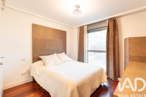 Huoneisto vuokrattavana Madrid, Espanja, 2 makuuhuonetta, 125 m2 No. 187562 - kuva 10