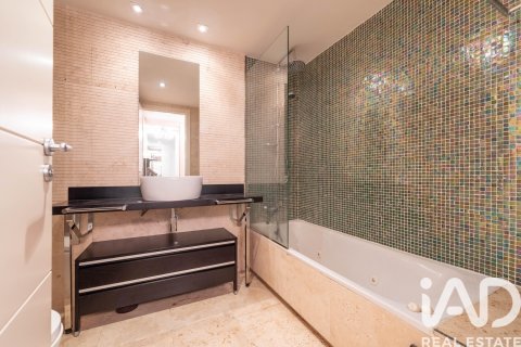 Huoneisto vuokrattavana Madrid, Espanja, 2 makuuhuonetta, 125 m2 No. 187562 - kuva 18