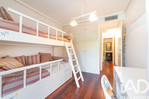Huoneisto vuokrattavana Madrid, Espanja, 2 makuuhuonetta, 125 m2 No. 187562 - kuva 17