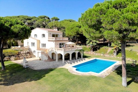 Willa w Santa Cristina d'Aro, Girona, Hiszpania 6 sypialni, 480 mkw. nr 176984