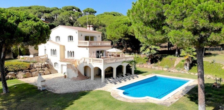 Willa w Santa Cristina d'Aro, Girona, Hiszpania 6 sypialni, 480 mkw. nr 176984