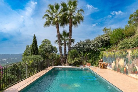 Willa w Platja D'aro, Girona, Hiszpania 5 sypialni, 361 mkw. nr 176979 – zdjęcie 6