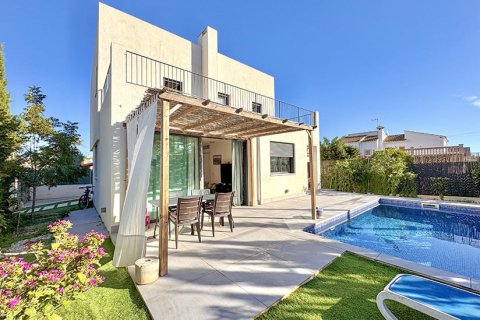 Villa en venta en Son Ferrer, Mallorca, España 4 dormitorios, 190 m2 No. 179675 - foto 2