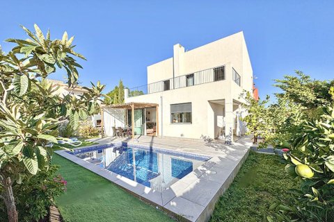 Villa i Son Ferrer, Mallorca, Spanien 4 sovrum, 190 kvm. Nr. 179675