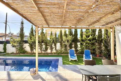 Villa en venta en Son Ferrer, Mallorca, España 4 dormitorios, 190 m2 No. 179675 - foto 6