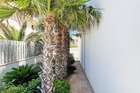 Villa for sale in El Toro, Mallorca, Spain 4 bedrooms, 400 sq.m. No. 179674 - photo 18