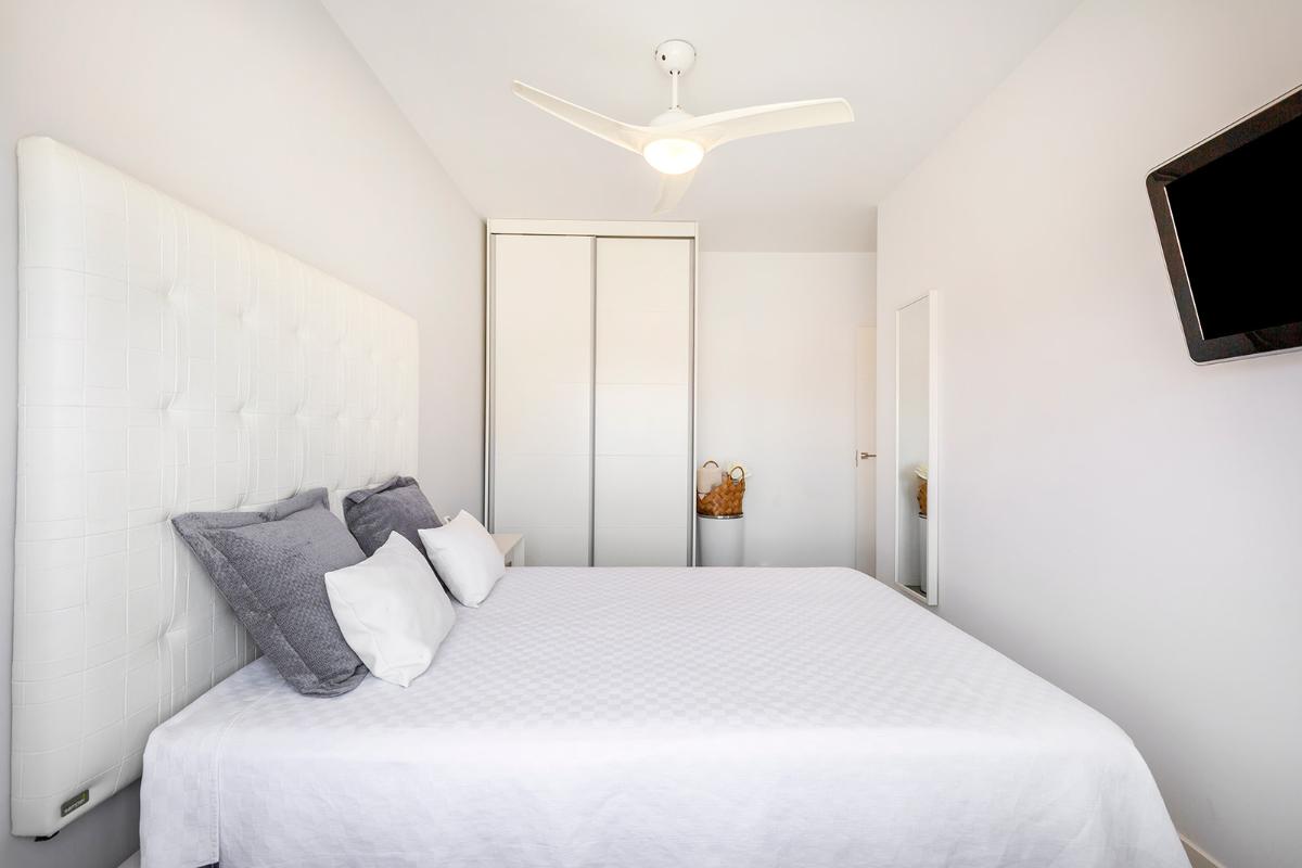 Apartment in Pilar de la Horadada, Alicante, Spain 4 bedrooms, 120 sq.m. No. 99807