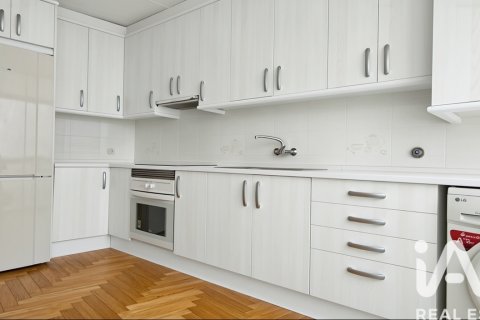 Lägenhet till salu i Barcelona, Spanien 3 sovrum, 78 kvm. Nr. 152283 - foto 20