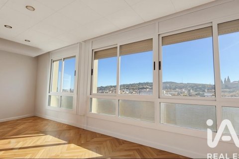 Lägenhet till salu i Barcelona, Spanien 3 sovrum, 78 kvm. Nr. 152283 - foto 25