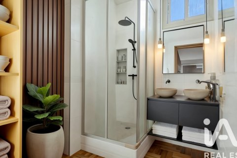 Lägenhet till salu i Barcelona, Spanien 3 sovrum, 78 kvm. Nr. 152283 - foto 17