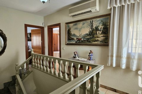 Talo myytävänä Roquetas de Mar, Almeria, Espanja, 4 makuuhuonetta, 134 m2 No. 152279 - kuva 13