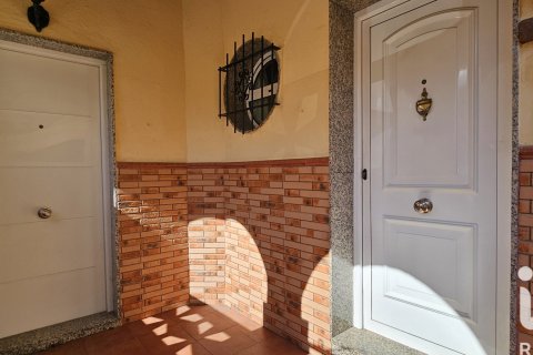 Talo myytävänä Roquetas de Mar, Almeria, Espanja, 4 makuuhuonetta, 134 m2 No. 152279 - kuva 3