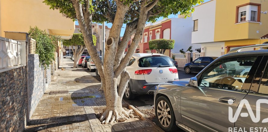 Talo Roquetas de Mar, Almeria, Espanja 4 makuuhuonetta, 134 m2 No. 152279