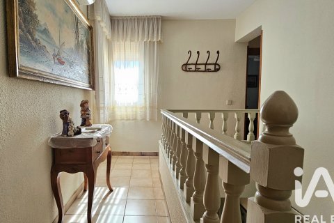 Talo myytävänä Roquetas de Mar, Almeria, Espanja, 4 makuuhuonetta, 134 m2 No. 152279 - kuva 12