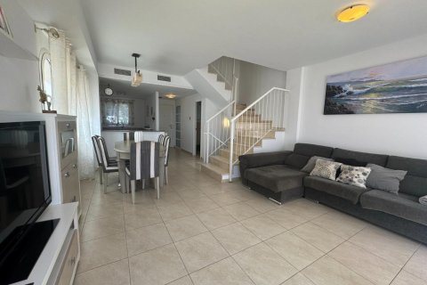 Villa for sale in Calpe, Alicante, Spain 3 bedrooms, 165 sq.m. No. 196217 - photo 3