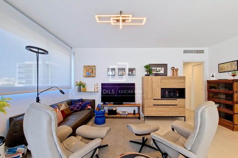 Penthouse for sale in Vilanova i la Geltru, Barcelona, Spain 4 bedrooms, 95 sq.m. No. 196221 - photo 13