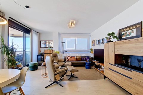 Penthouse for sale in Vilanova i la Geltru, Barcelona, Spain 4 bedrooms, 95 sq.m. No. 196221 - photo 10