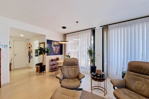 Penthouse for sale in Vilanova i la Geltru, Barcelona, Spain 4 bedrooms, 95 sq.m. No. 196221 - photo 14