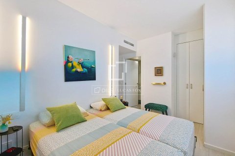 Penthouse for sale in Vilanova i la Geltru, Barcelona, Spain 4 bedrooms, 95 sq.m. No. 196221 - photo 23