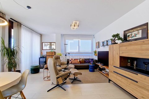 Penthouse for sale in Vilanova i la Geltru, Barcelona, Spain 4 bedrooms, 95 sq.m. No. 196221 - photo 11