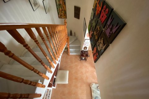 House for sale in Alicante, Spain 3 bedrooms, 120 sq.m. No. 165879 - photo 27