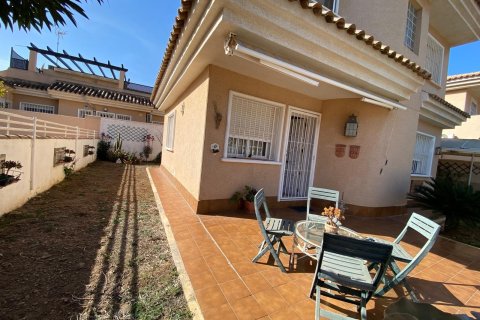 House for sale in Alicante, Spain 3 bedrooms, 120 sq.m. No. 165879 - photo 1