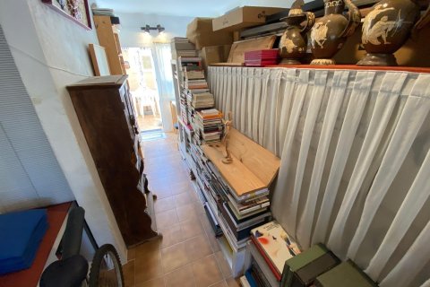 House for sale in Alicante, Spain 3 bedrooms, 120 sq.m. No. 165879 - photo 21