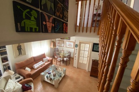 House for sale in Alicante, Spain 3 bedrooms, 120 sq.m. No. 165879 - photo 12
