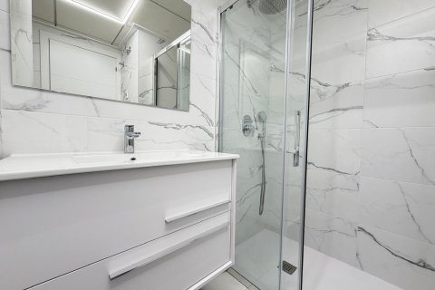 Wohnung zum Verkauf in Torrevieja, Alicante, Spanien 2 Schlafzimmer, 105 m2 Nr. 165883 - Foto 22