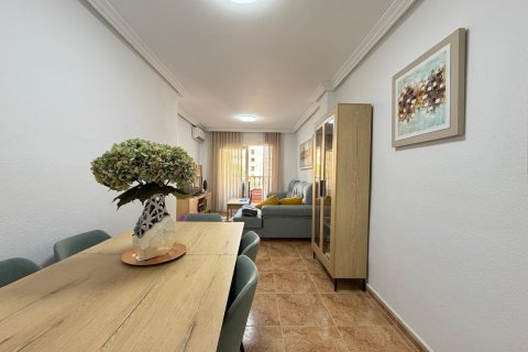 Dzīvoklis pārdošanā Torrevieja, Alicante, Spānijā 3 istabas, 95 m2 Nr. 165882 - attēls 23